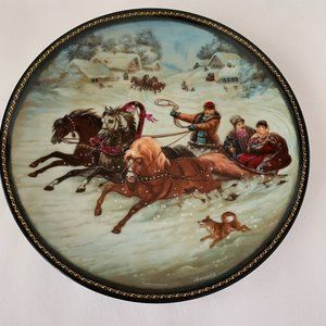 Byliny Porcelain Plate 1990 Village Life of Russia : A Winter Sleigh Ride  B1069